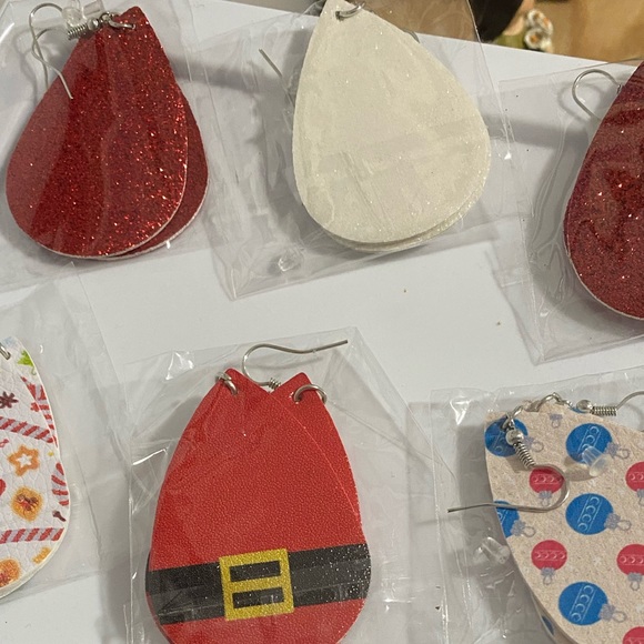 Color Street Holiday Set - Picture 2 of 2